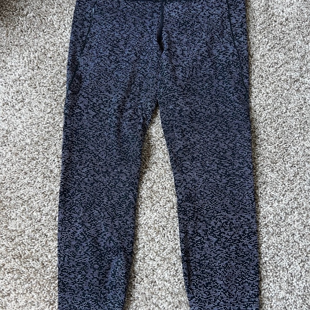 Lululemon Quick Pace 7/8 Tight (25") Soundwave White Black - Picture 1 of 5